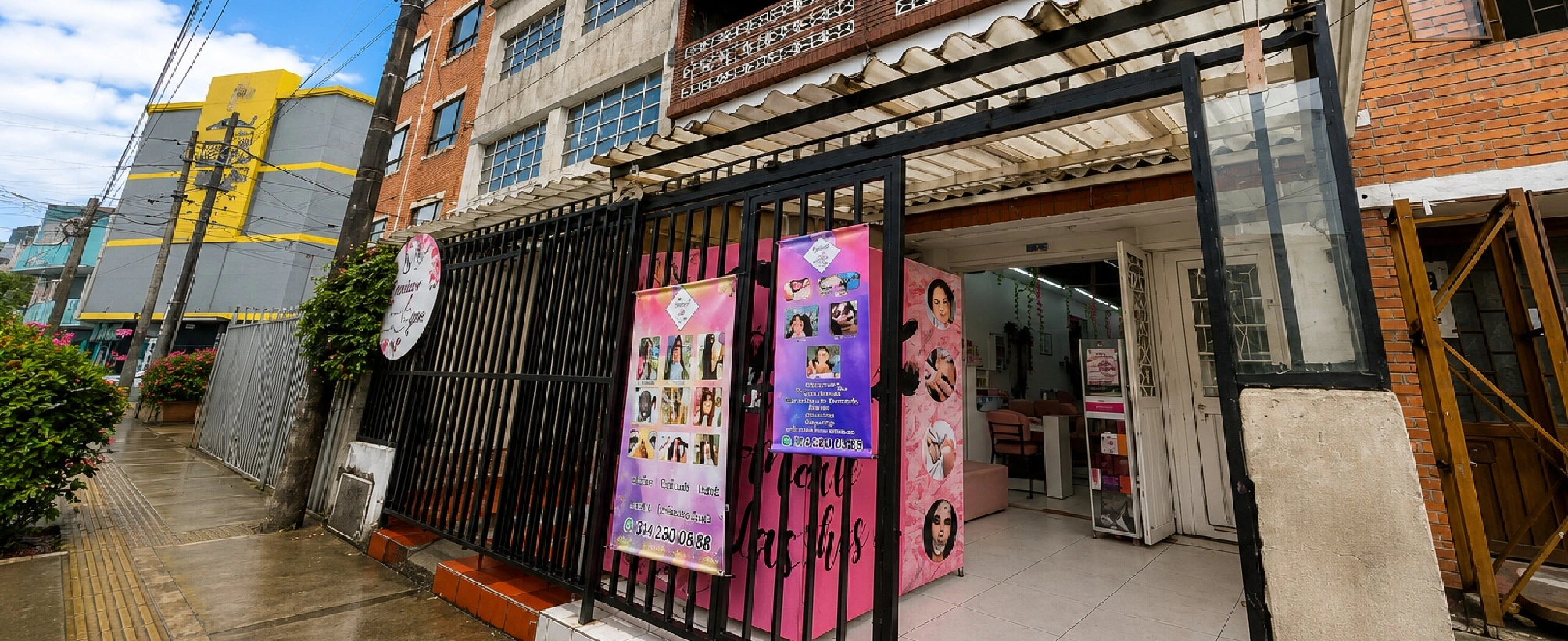Locales comerciales de la propiedad en venta